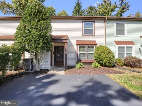 2624 CRANBERRY CIRCLE HARRISBURG PA 17110