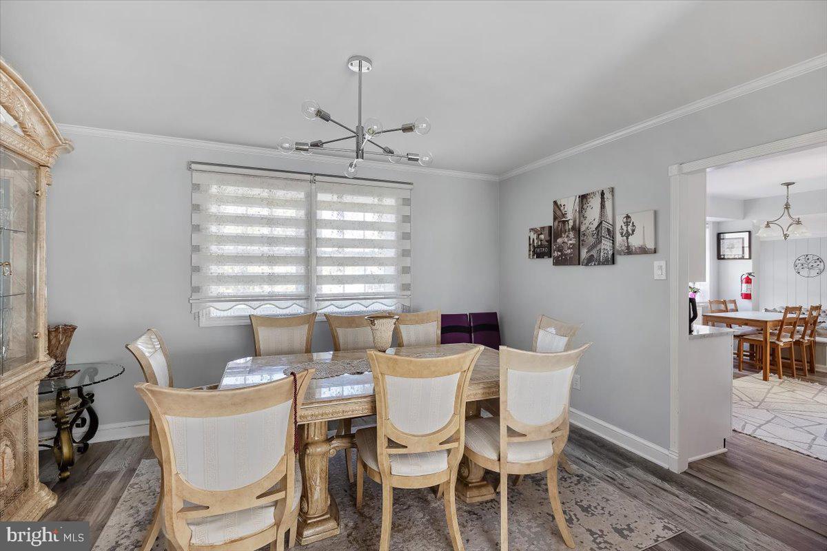 WILLIAMSBURG - Residential