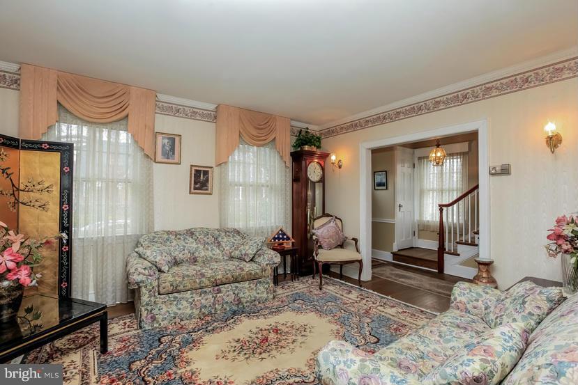 ROSEMONT - Residential