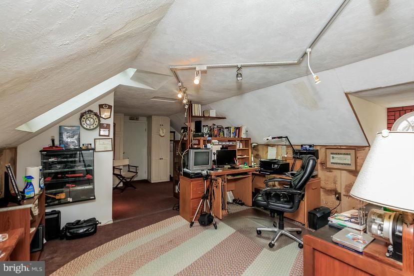 ROSEMONT - Residential