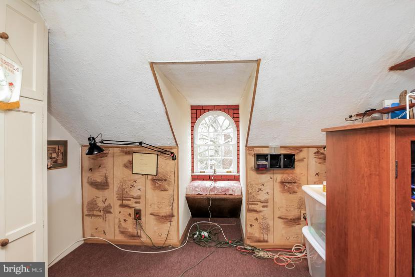 ROSEMONT - Residential