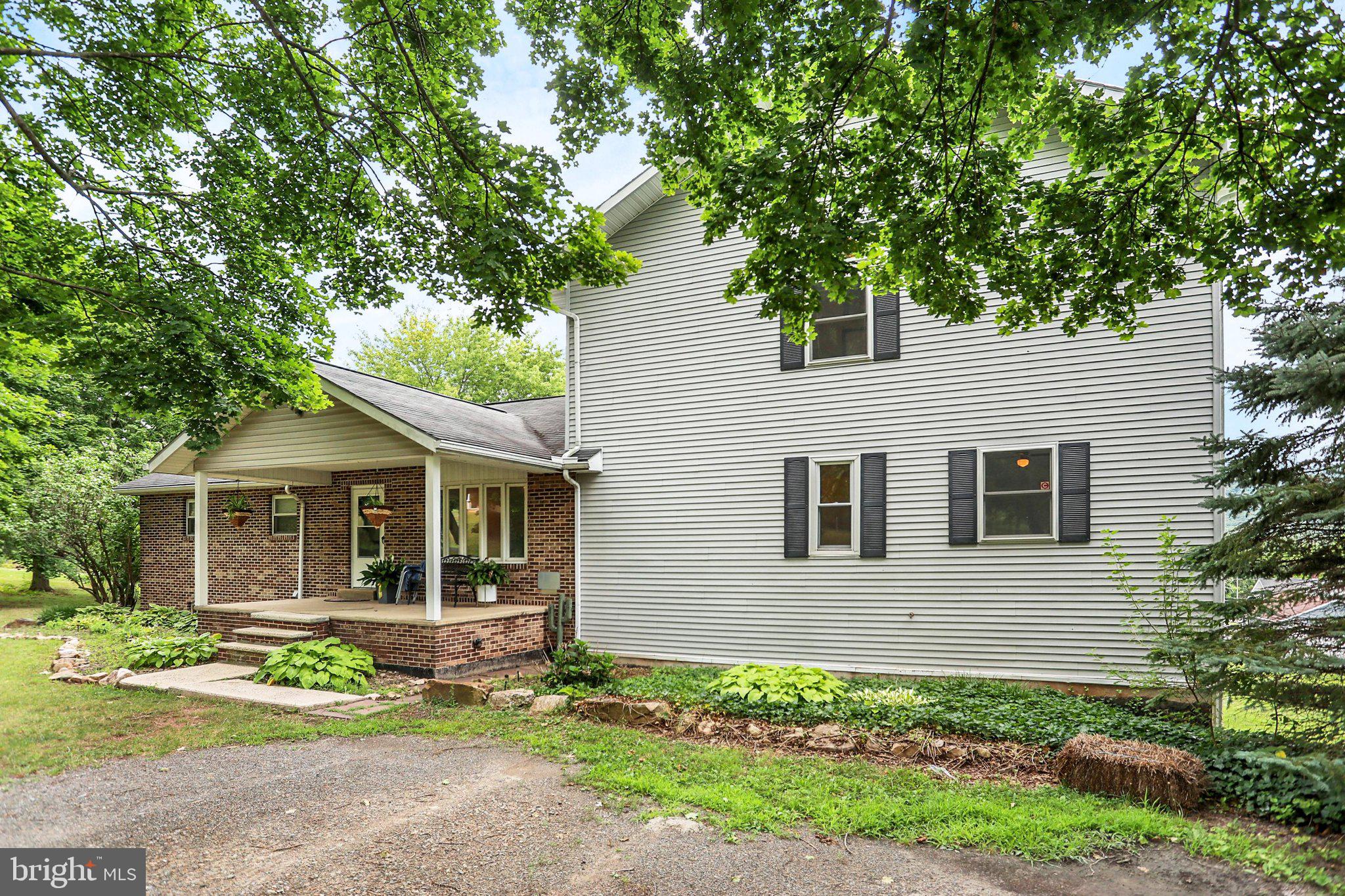 1460 N 2ND STREET