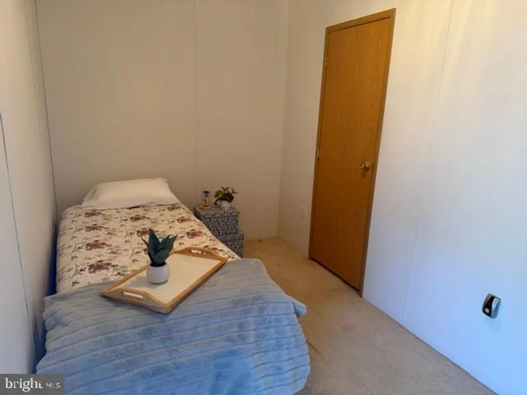 Additional image 21 of 21 Bluebird Ln, Whiting, NJ 08759