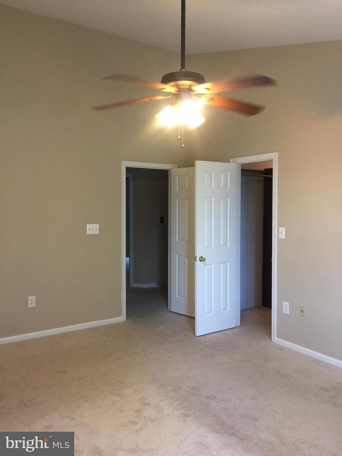 KINGSTOWNE - Residential Lease