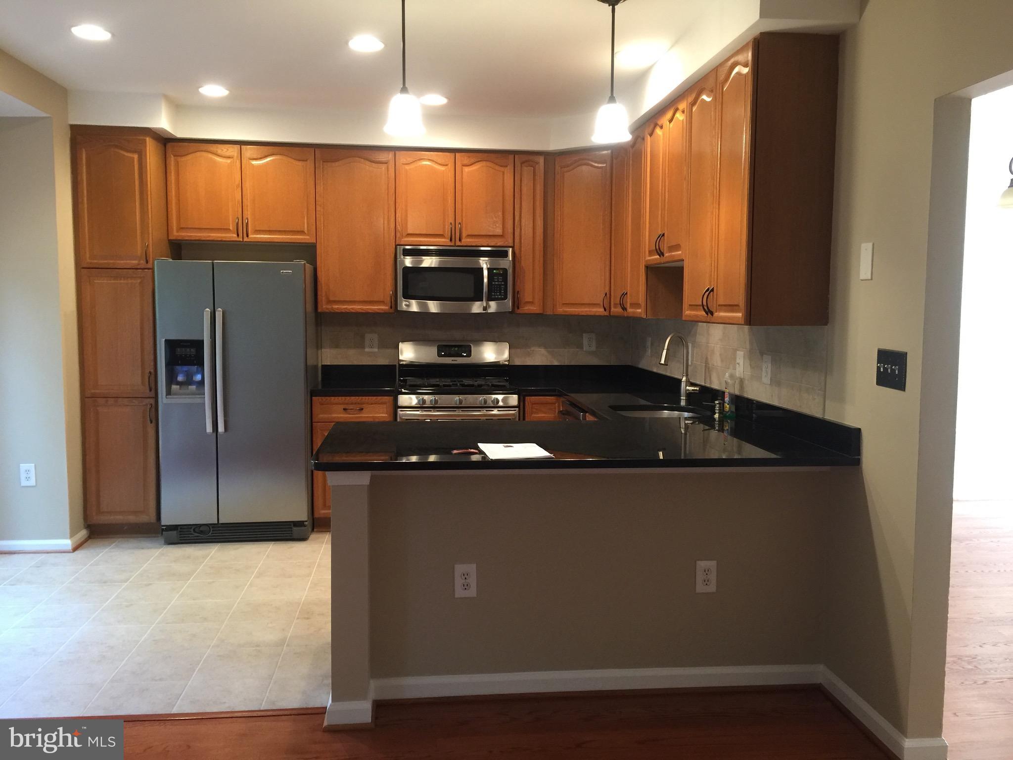 KINGSTOWNE - Residential Lease