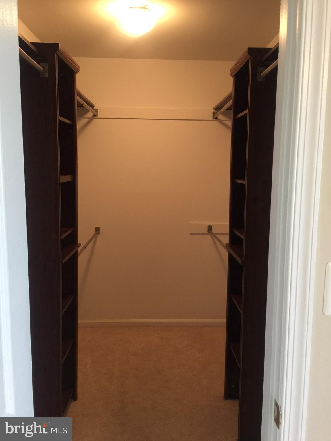 KINGSTOWNE - Residential Lease