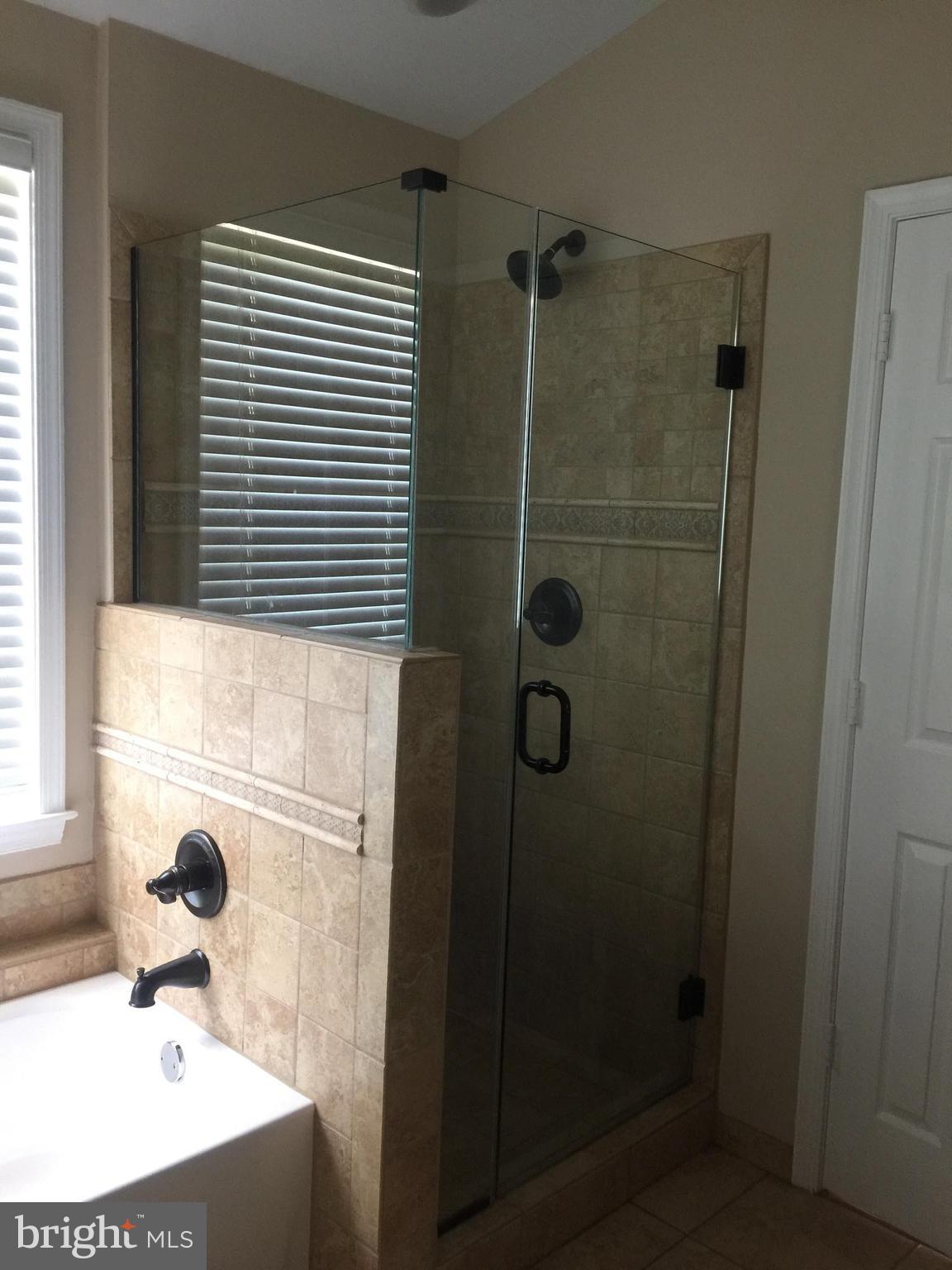 KINGSTOWNE - Residential Lease