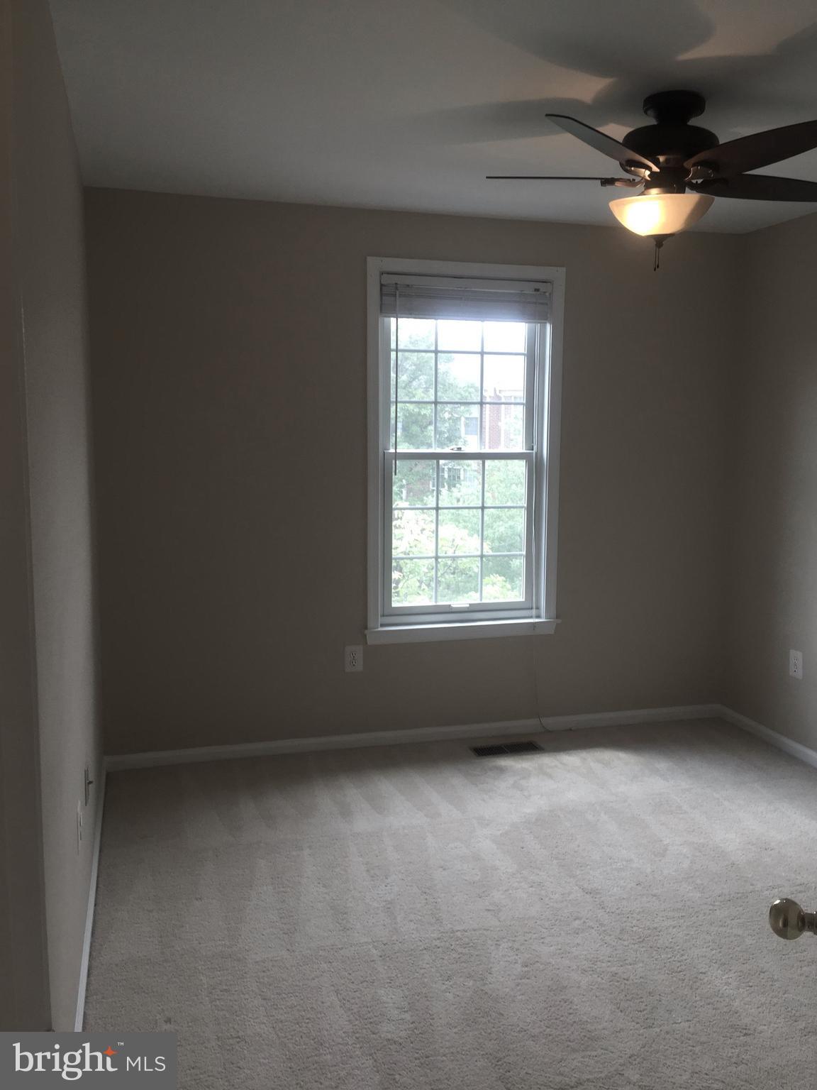 KINGSTOWNE - Residential Lease