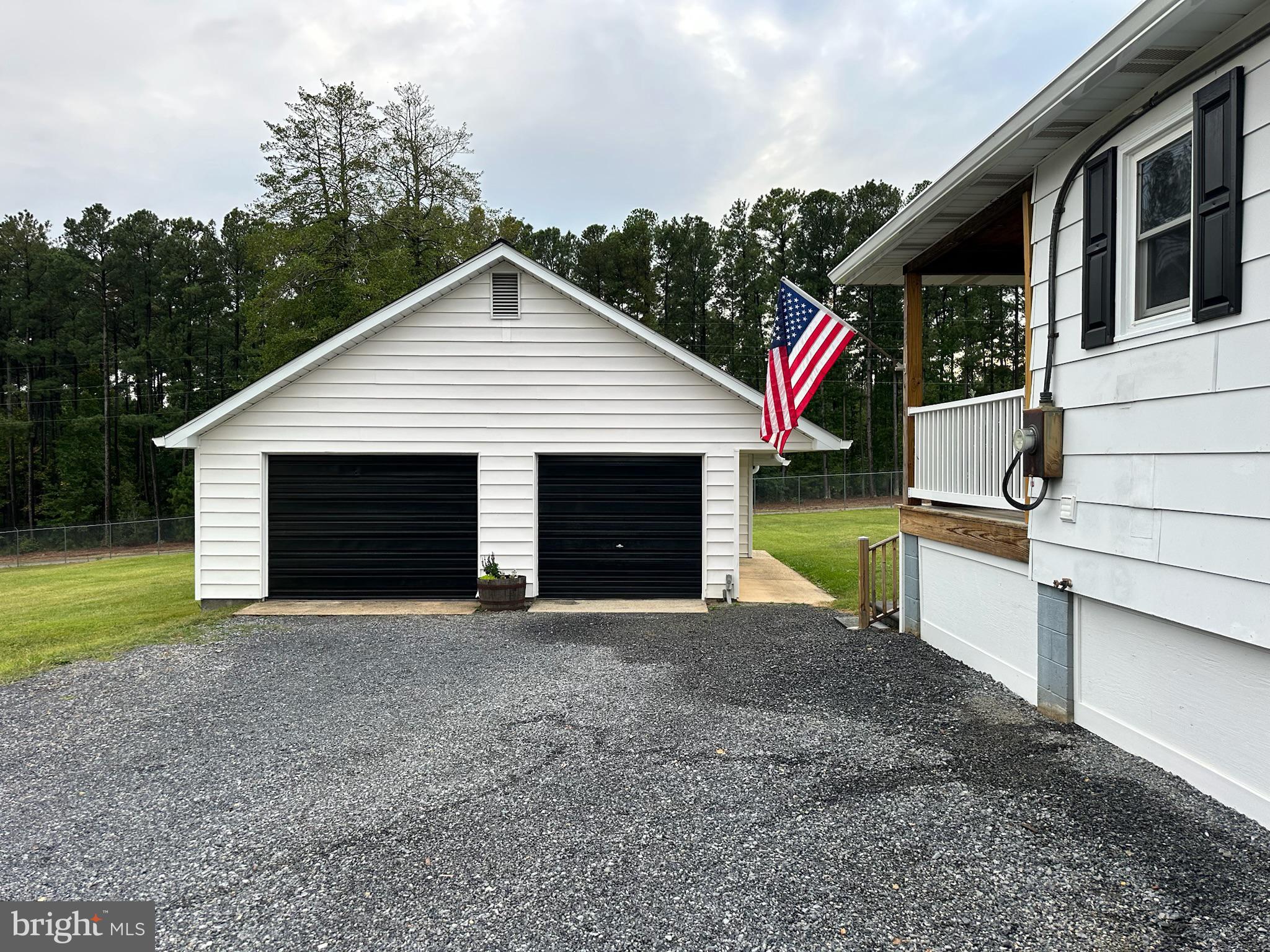 MATTINGLY AVE IND HEAD - Residential