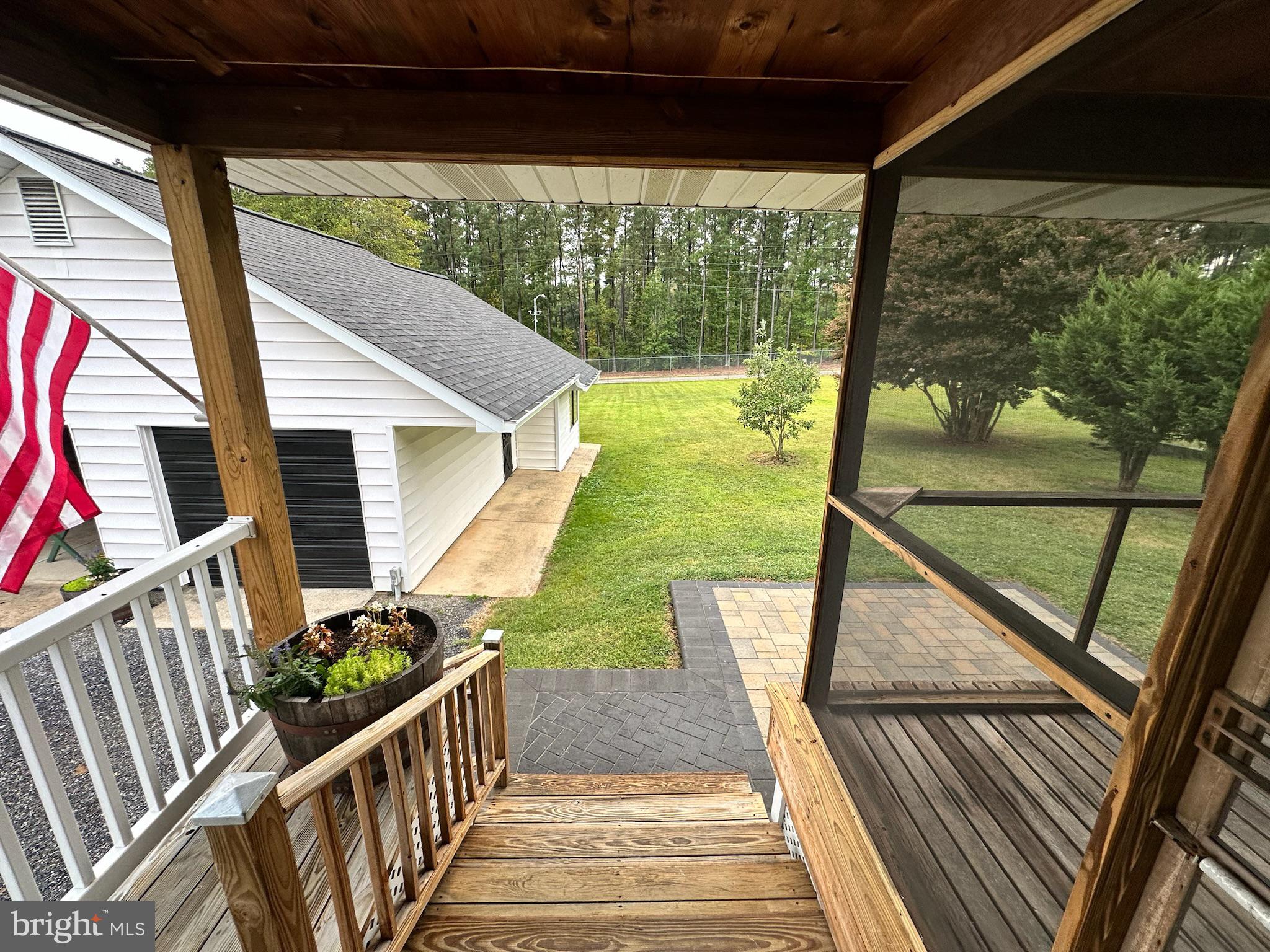 MATTINGLY AVE IND HEAD - Residential