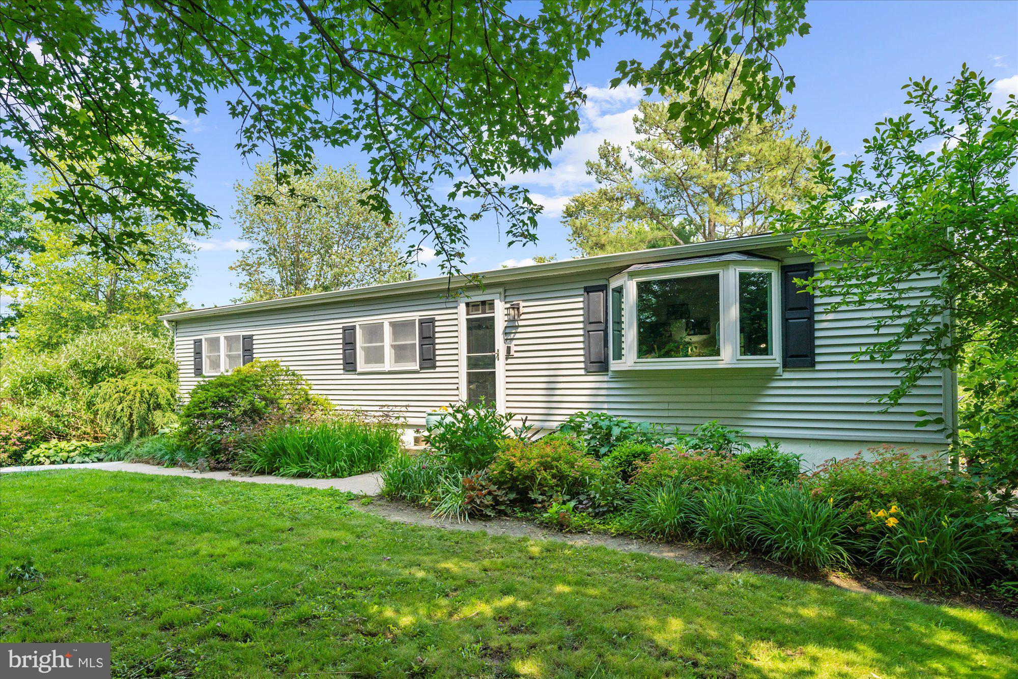 442 LAYFIELD ROAD
