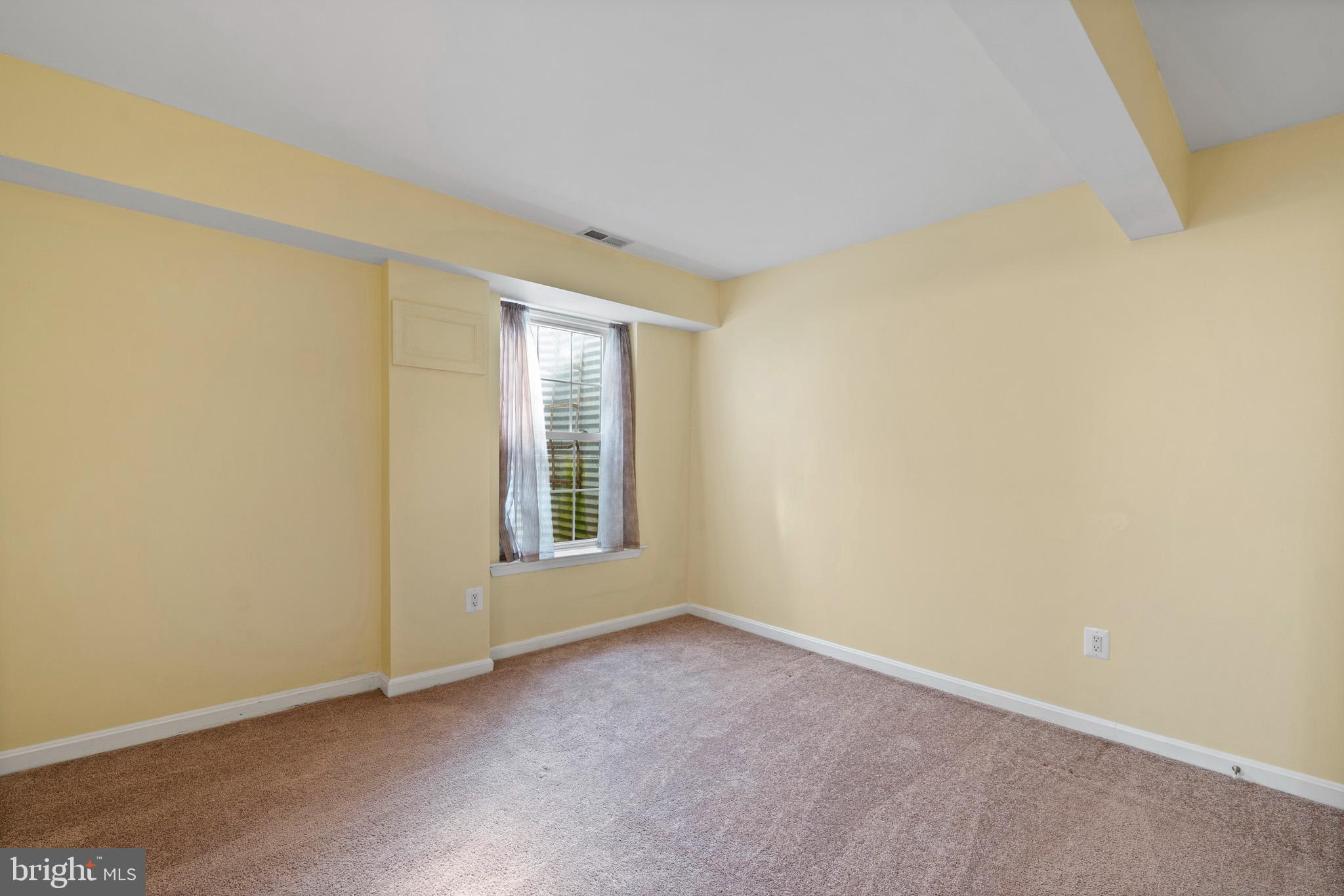 LYONS CREEK OVERLOOK - Residential