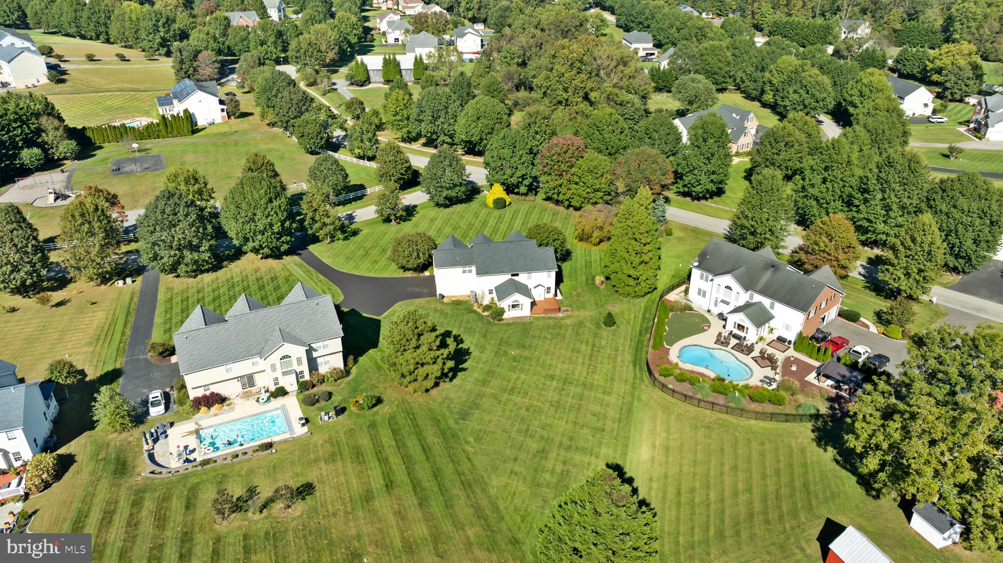 LYONS CREEK OVERLOOK - Residential