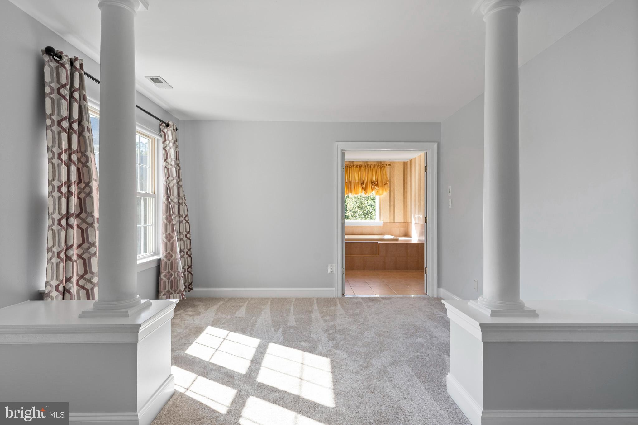 LYONS CREEK OVERLOOK - Residential