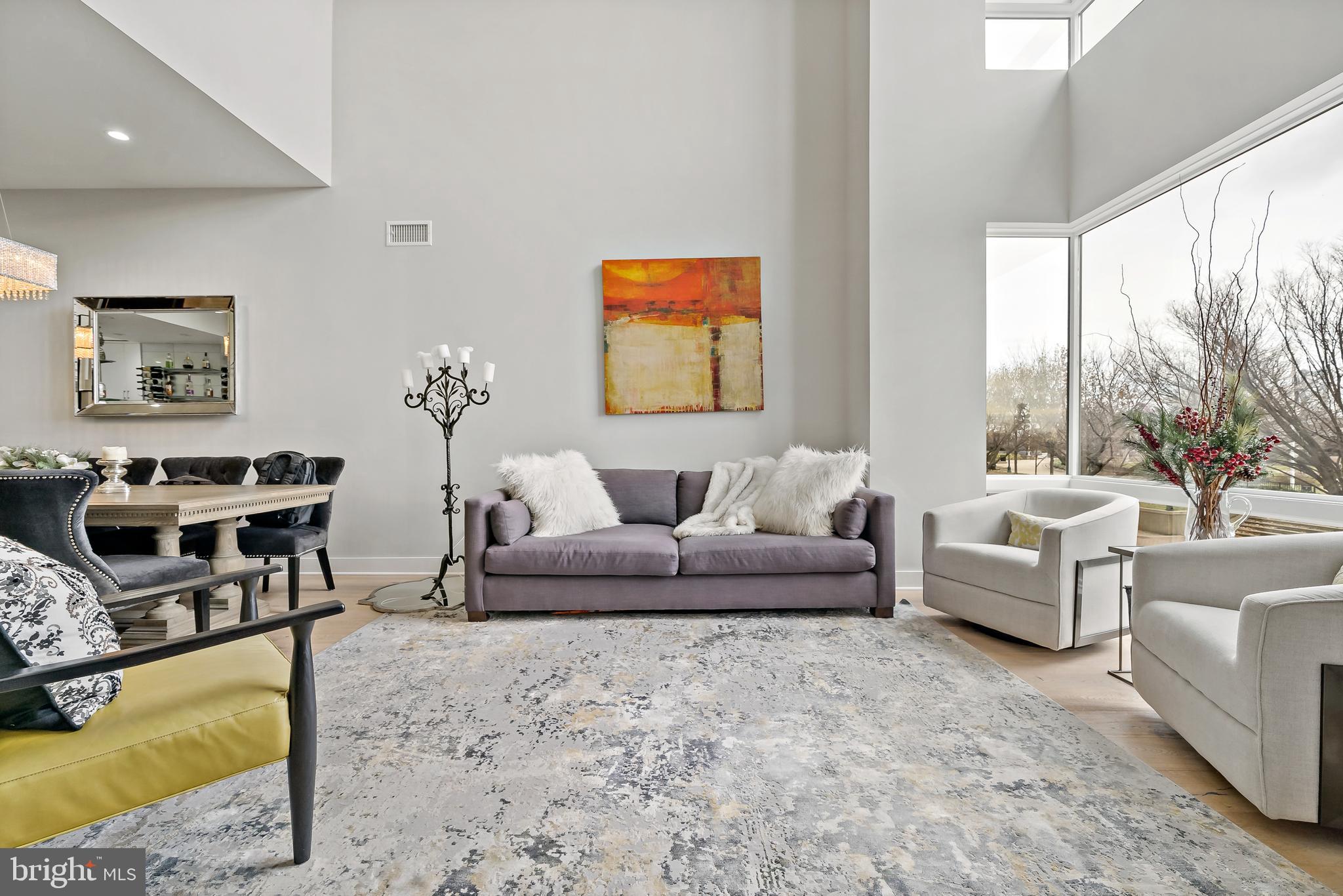 SOCIETY HILL - Residential Lease