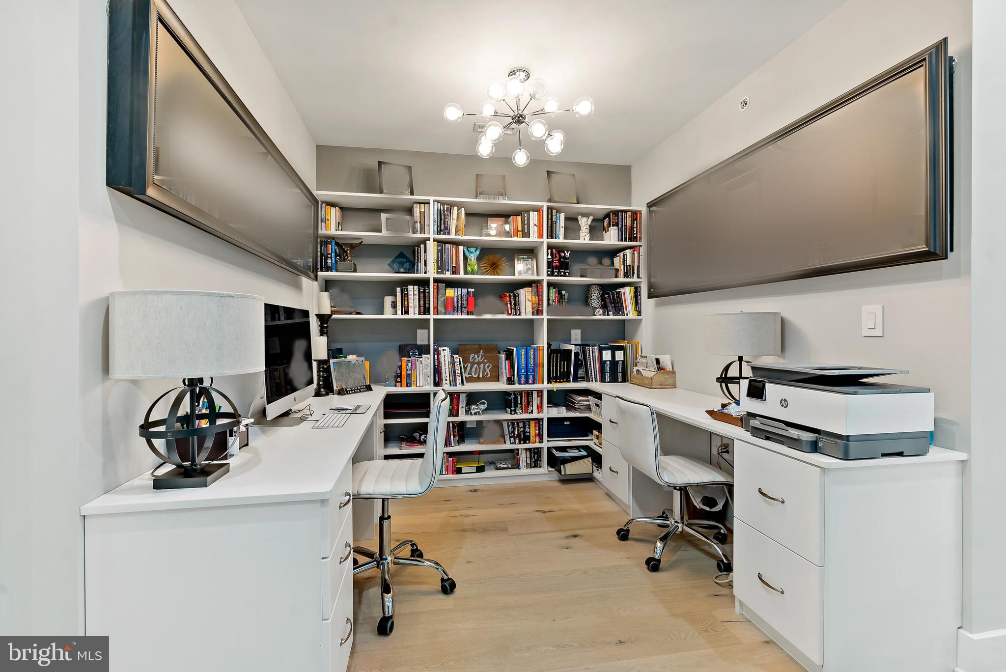 SOCIETY HILL - Residential Lease