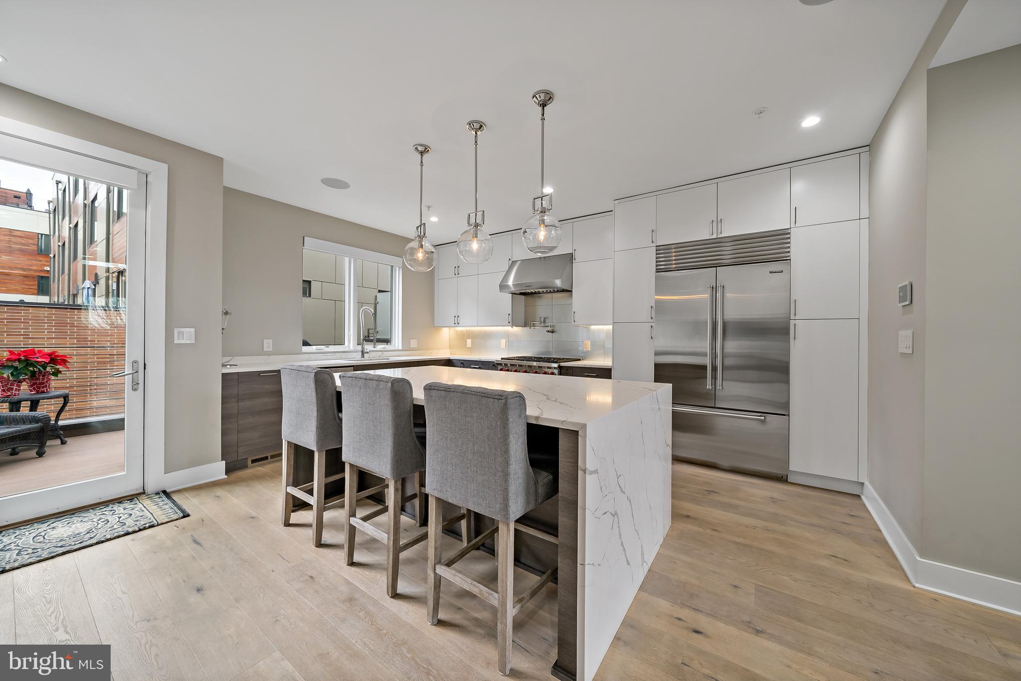 SOCIETY HILL - Residential Lease