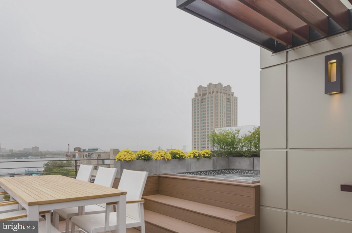 SOCIETY HILL - Residential Lease