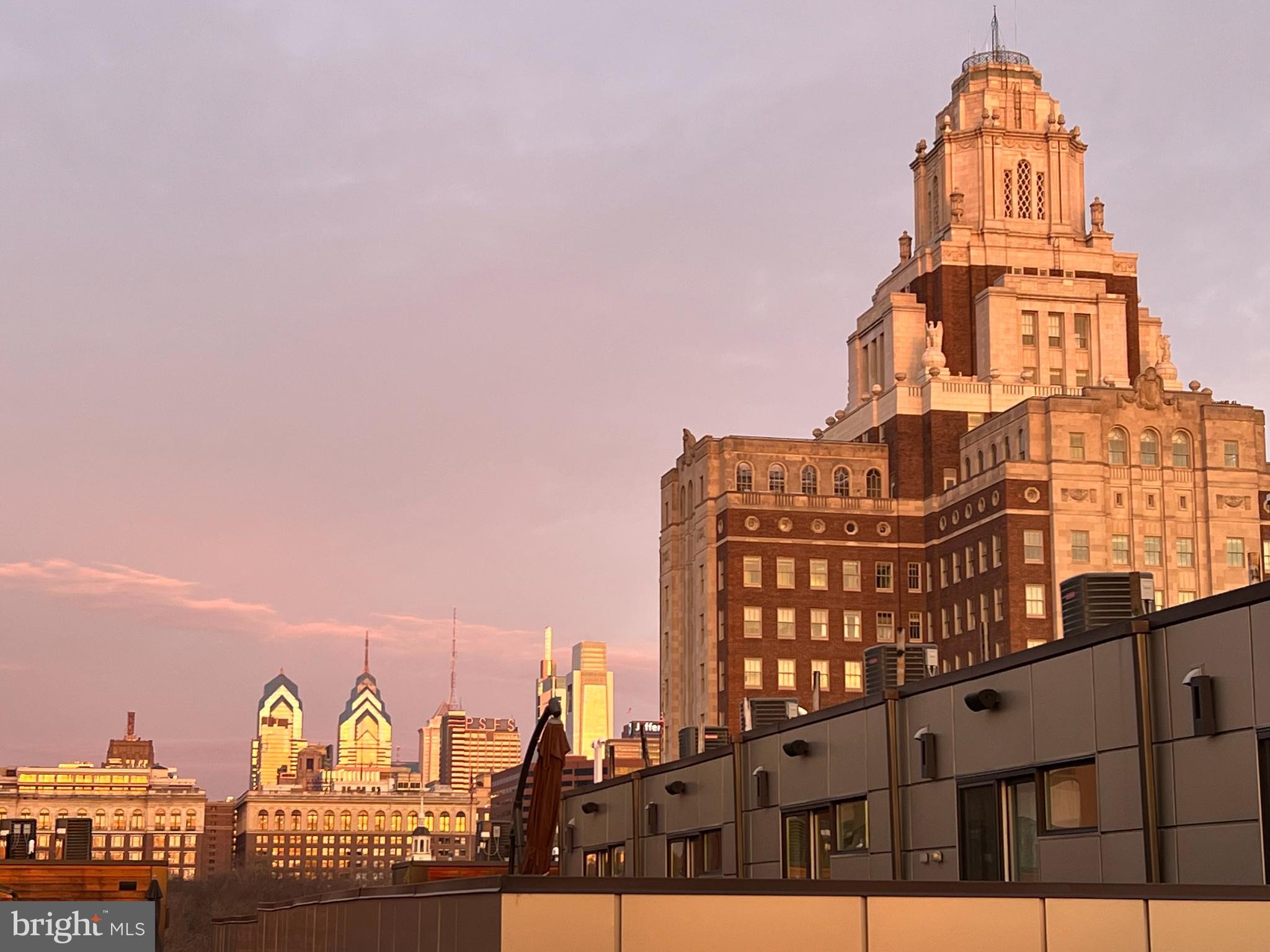 SOCIETY HILL - Residential Lease