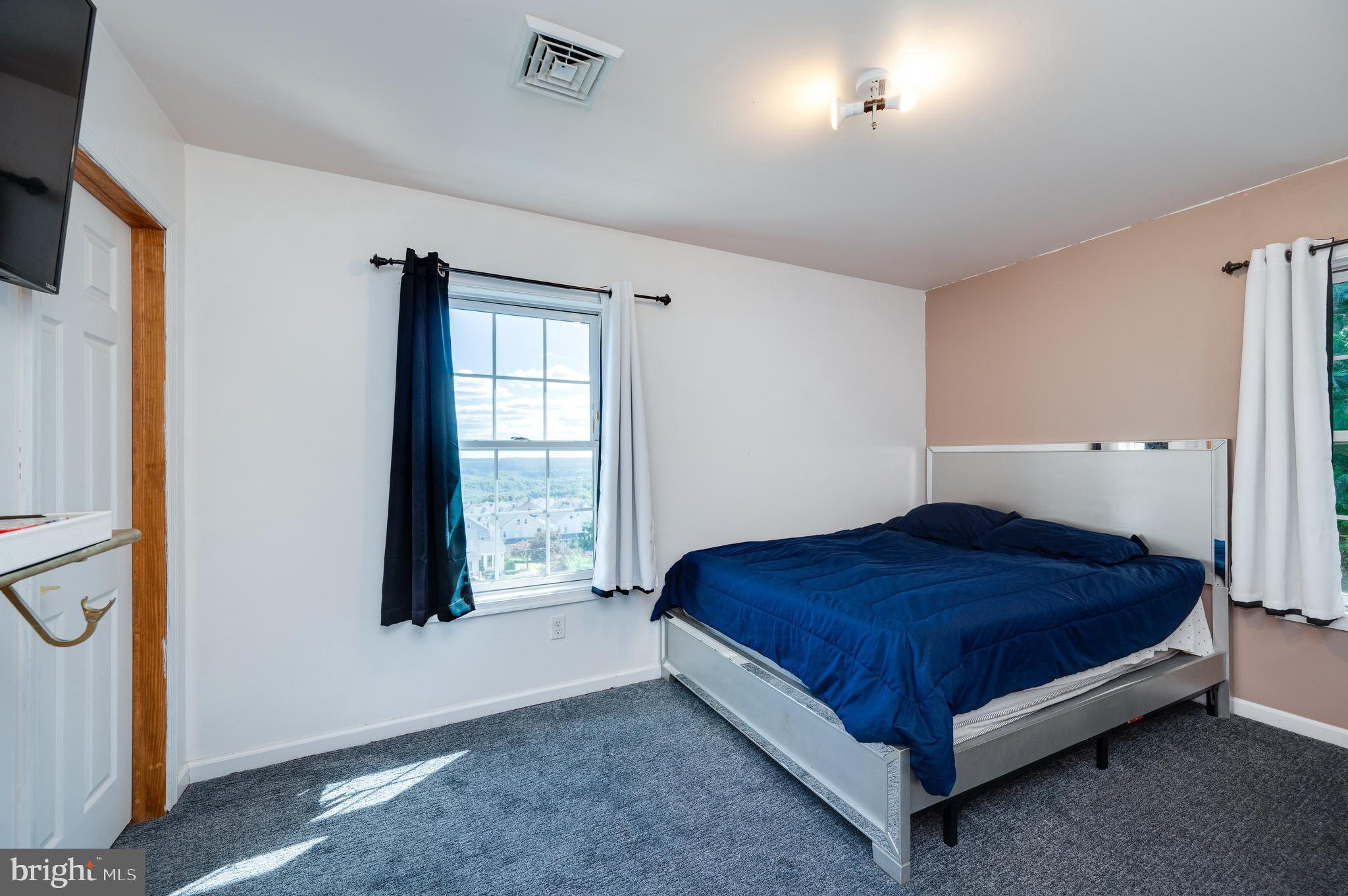 SHENANDOAH HEIGHTS - Residential