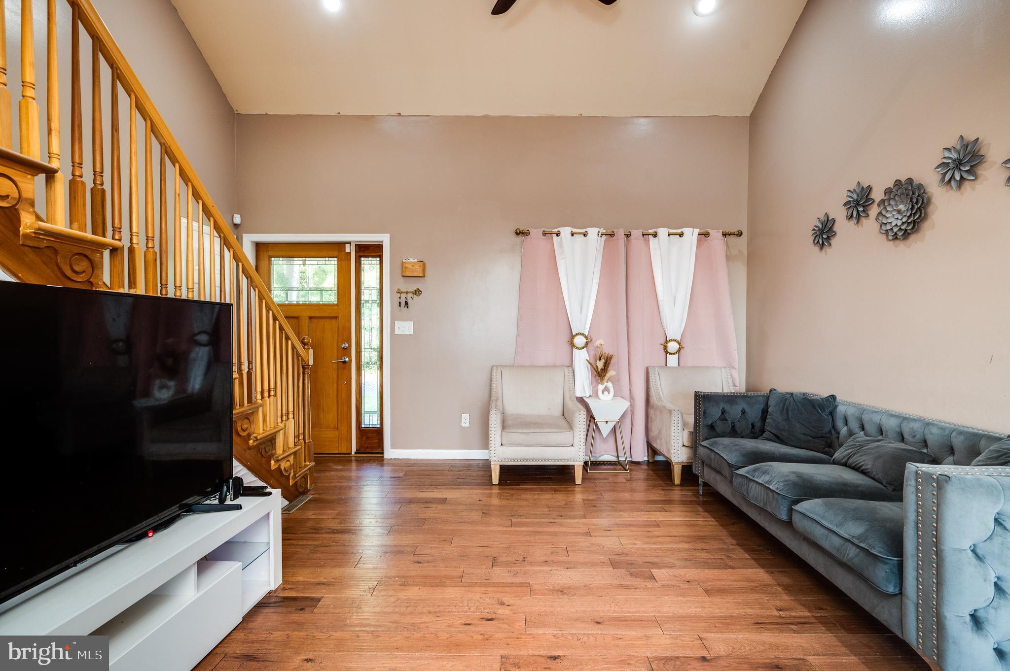 SHENANDOAH HEIGHTS - Residential