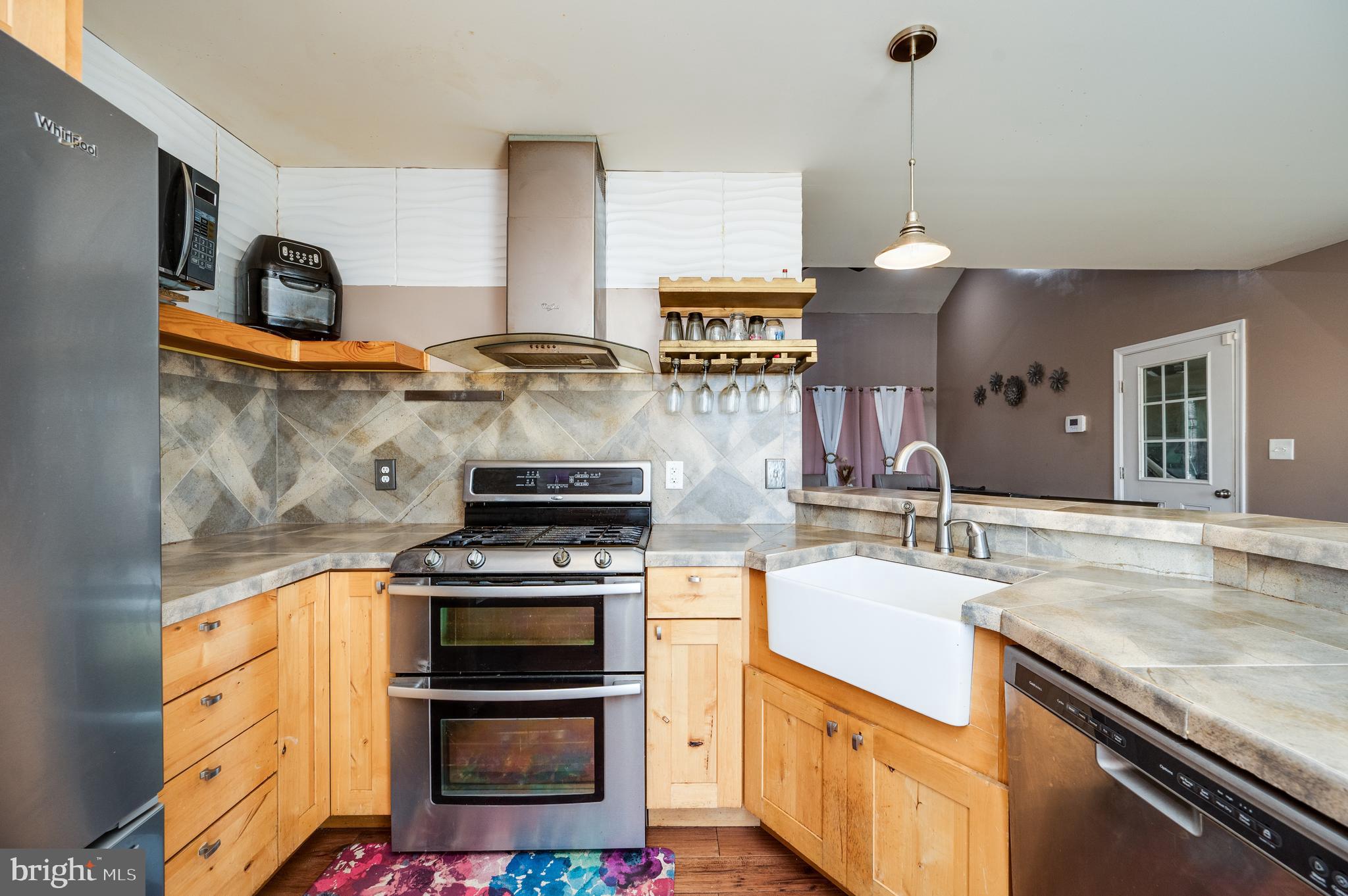 SHENANDOAH HEIGHTS - Residential