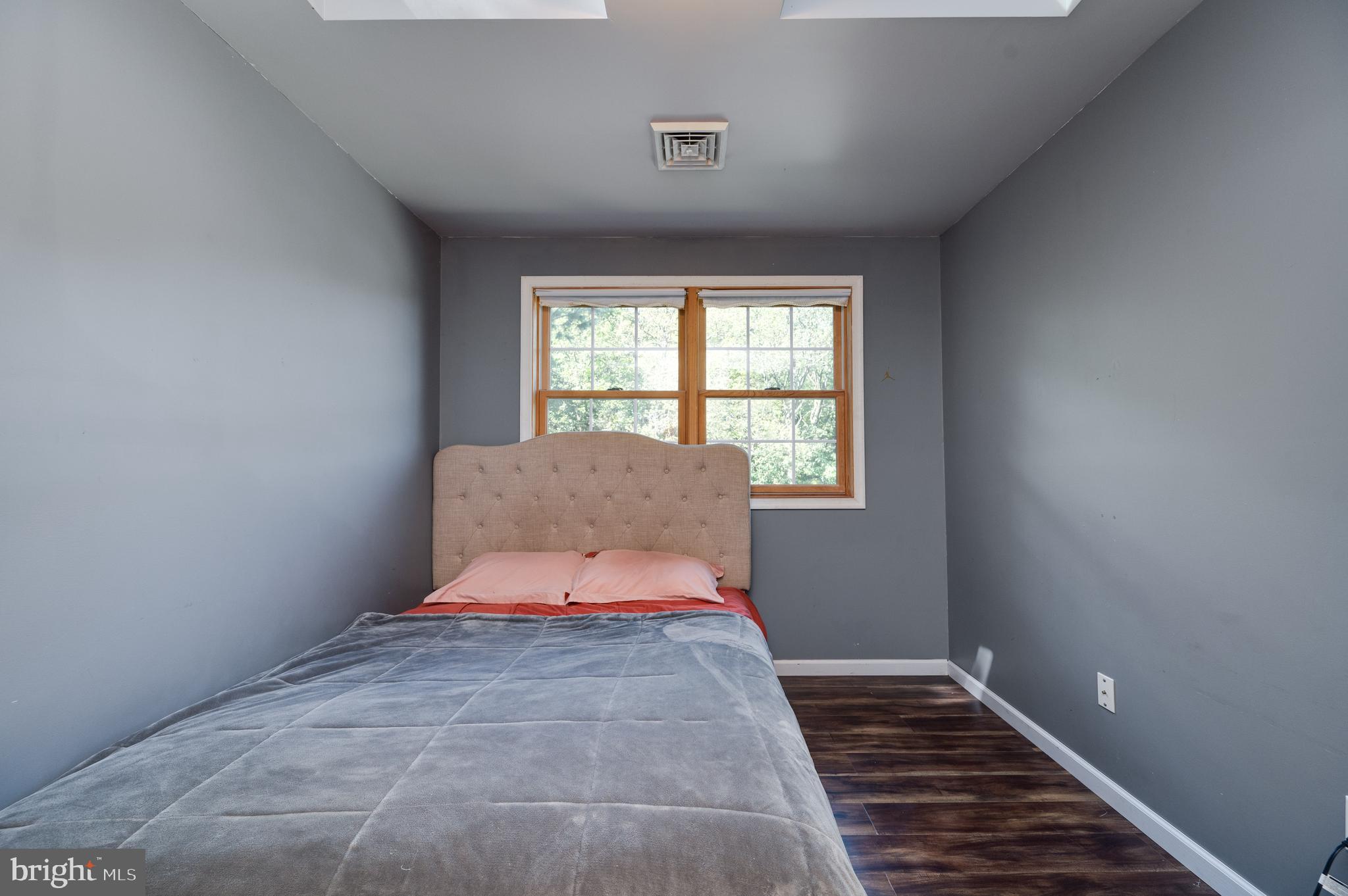 SHENANDOAH HEIGHTS - Residential