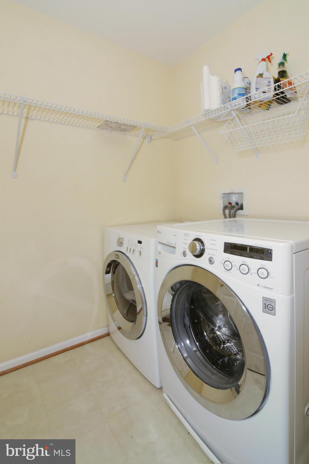 BELMONT BAY - Residential Lease