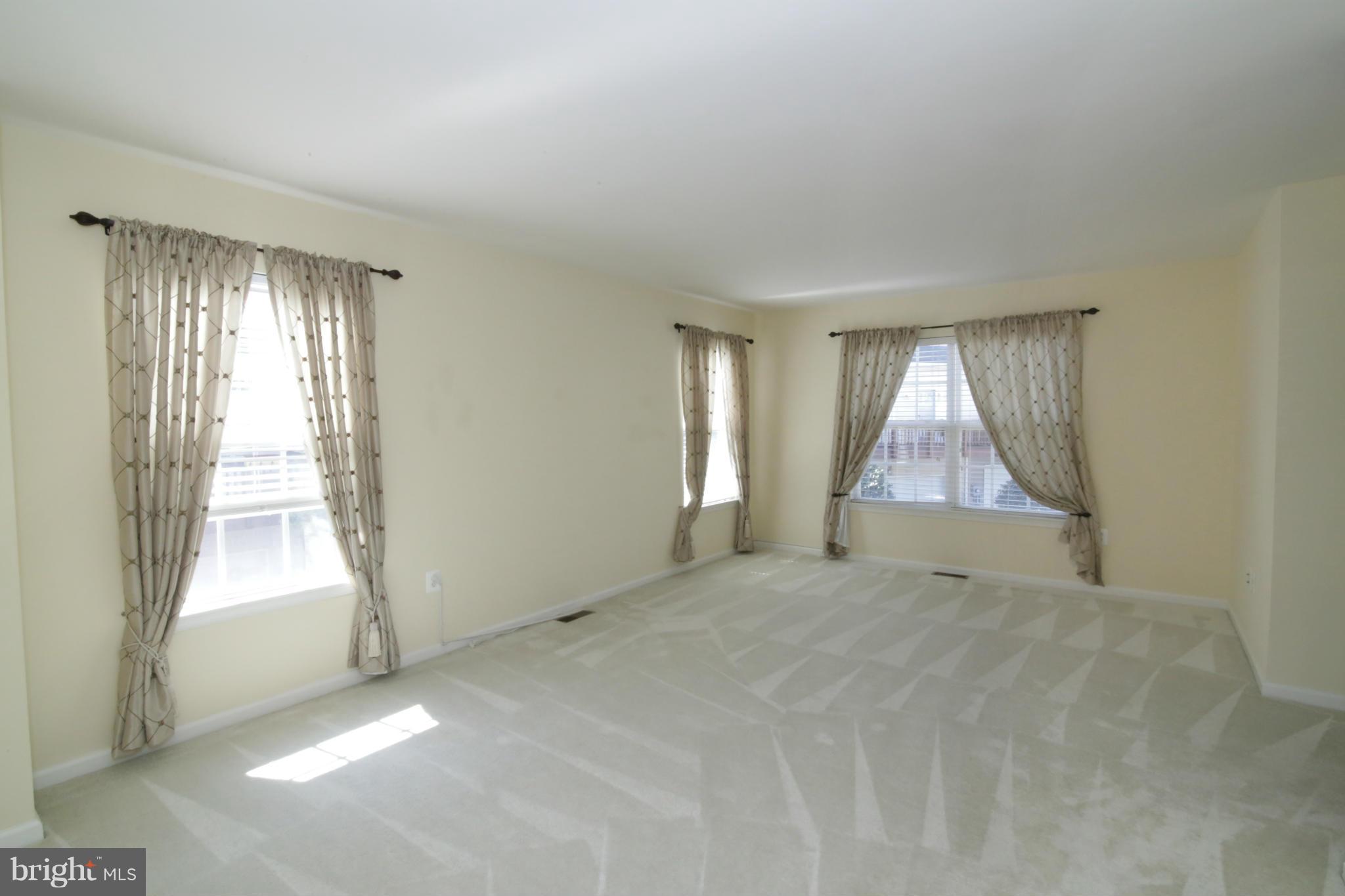 BELMONT BAY - Residential Lease