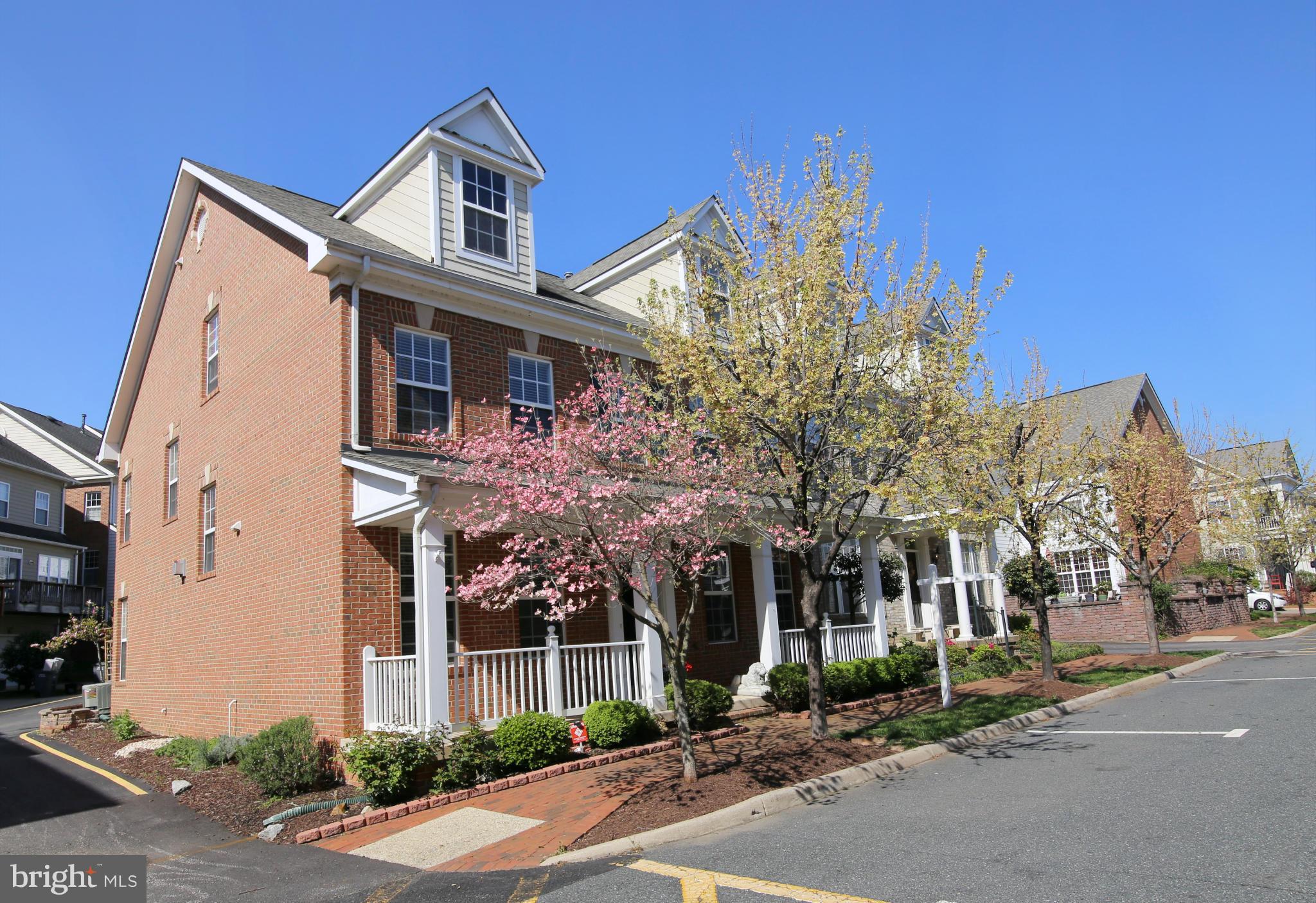 BELMONT BAY - Residential Lease