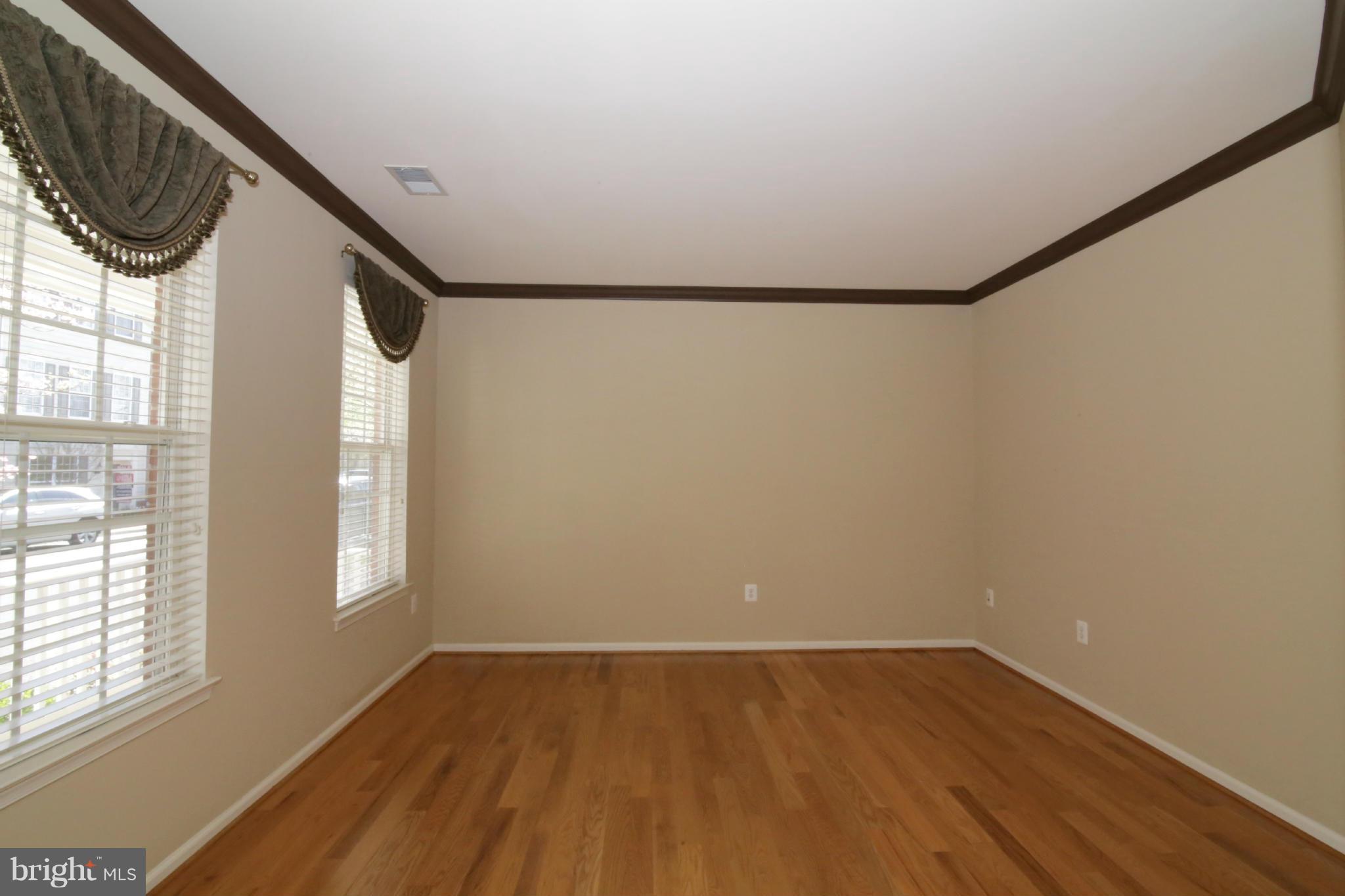 BELMONT BAY - Residential Lease