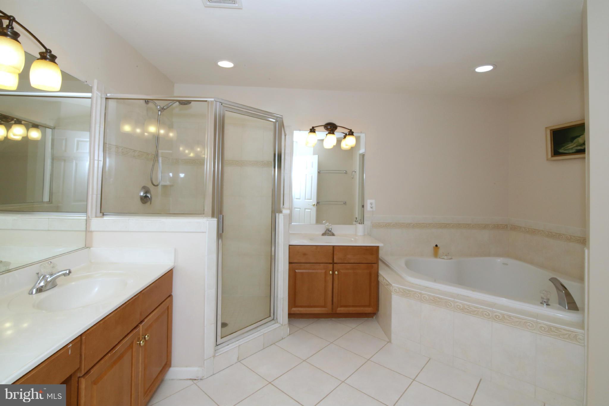 BELMONT BAY - Residential Lease