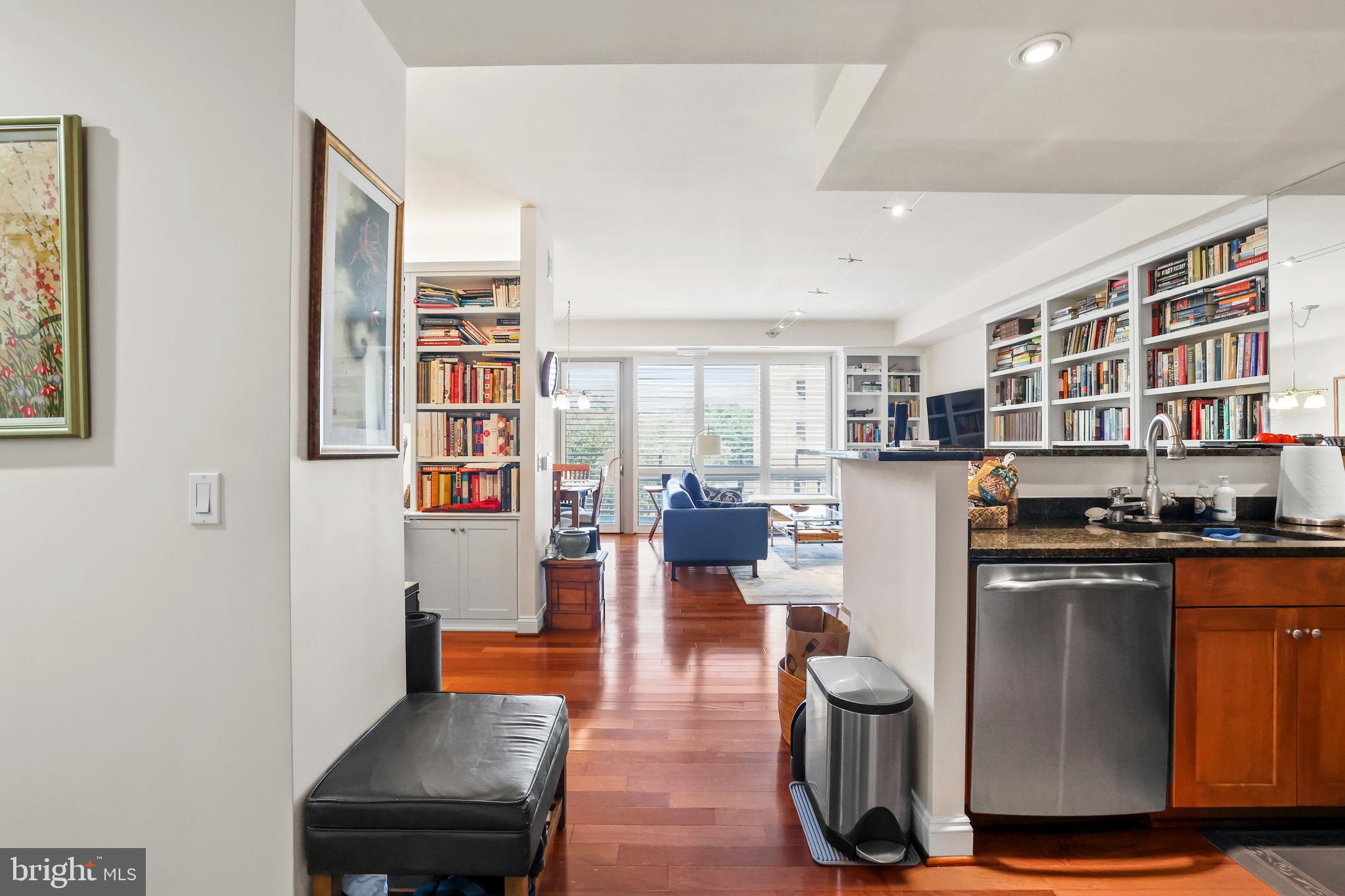 513 W BROAD STREET 412