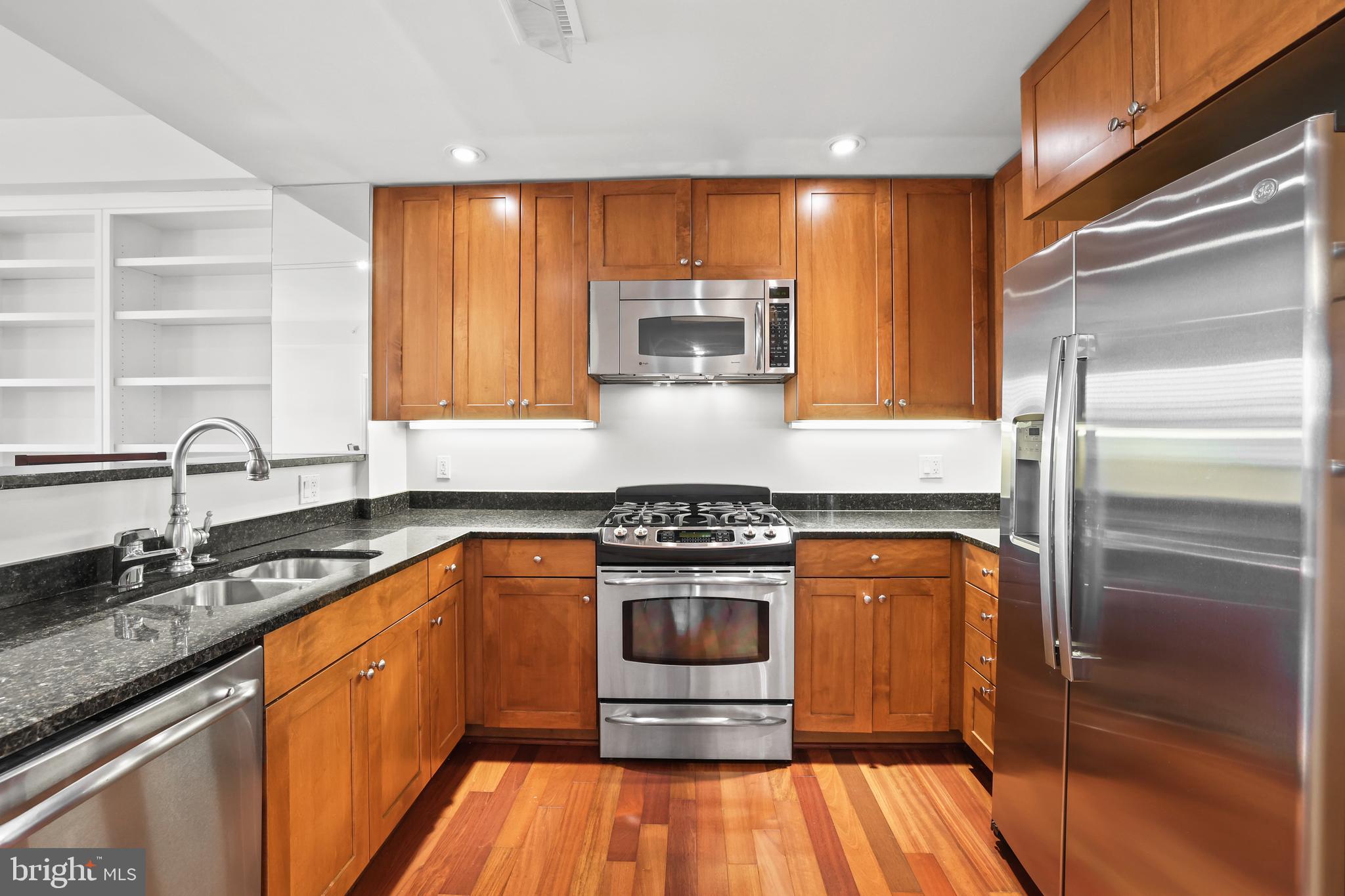 513 W BROAD STREET 412