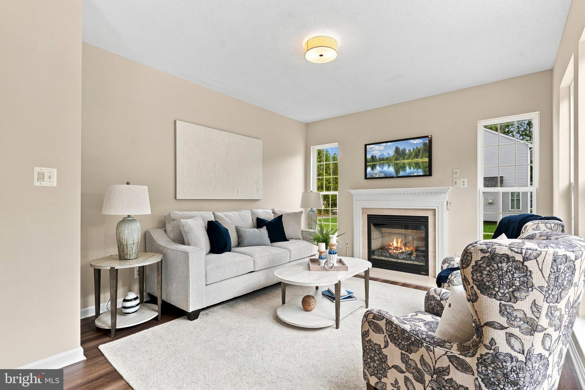 3852 CORTLAND WAY