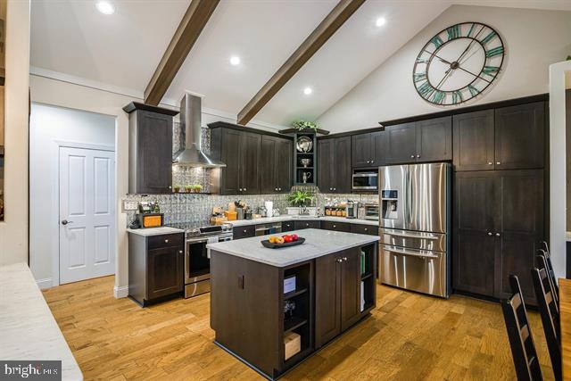 BRIDLEWOOD - Residential