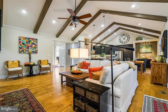 BRIDLEWOOD - Residential