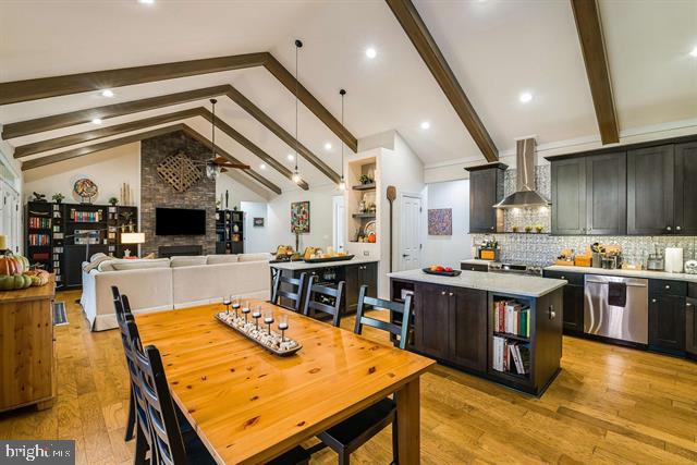 BRIDLEWOOD - Residential