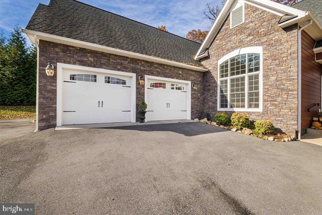 BRIDLEWOOD - Residential