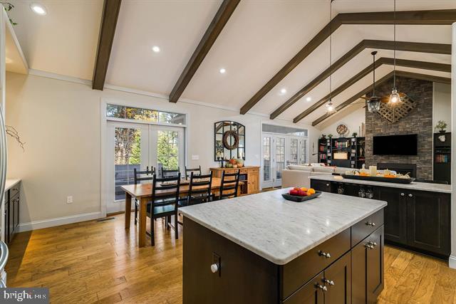 BRIDLEWOOD - Residential