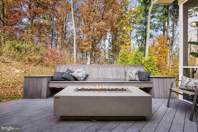 BRIDLEWOOD - Residential