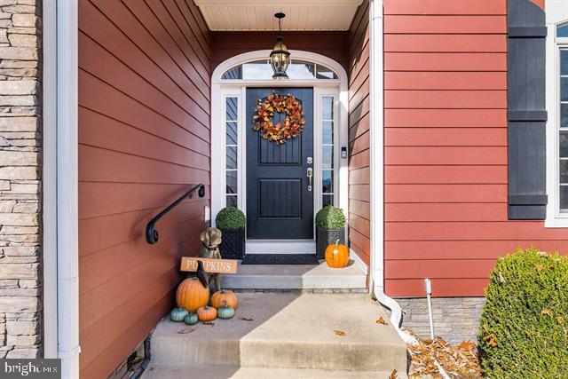 124 STEEPLECHASE DRIVE