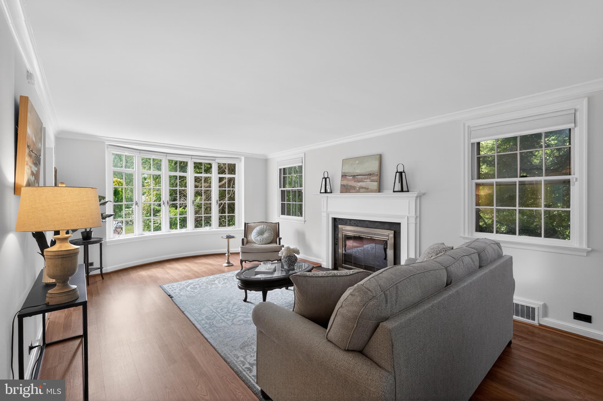 GLENSIDE - Residential