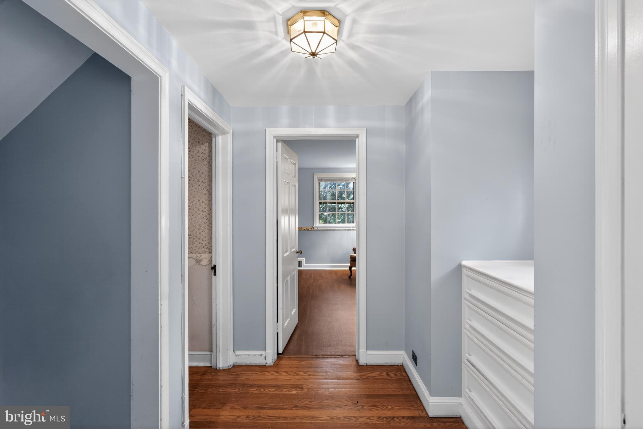 GLENSIDE - Residential