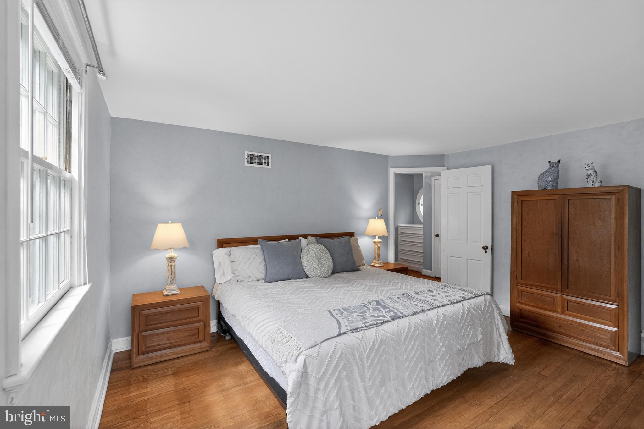 GLENSIDE - Residential