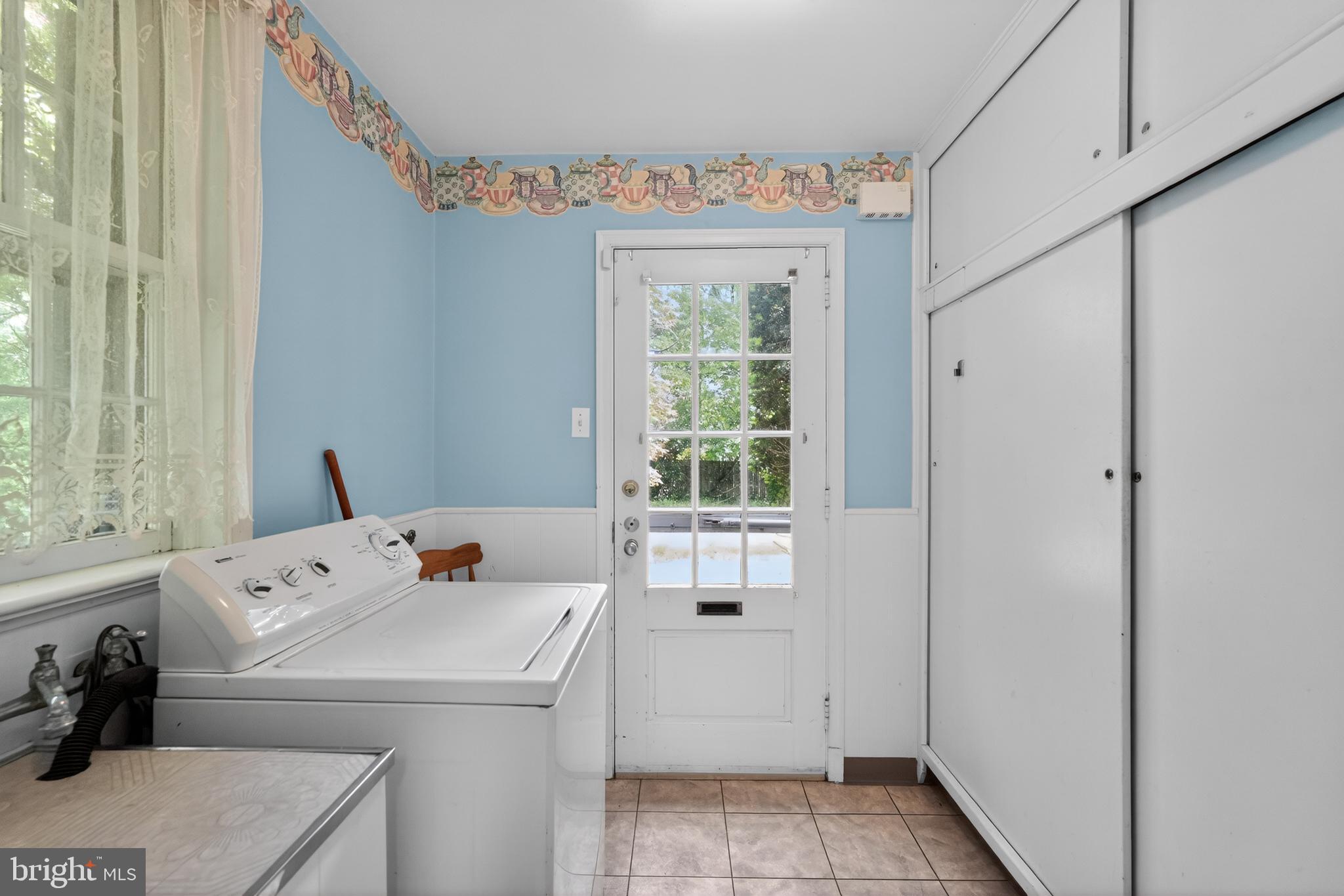 GLENSIDE - Residential