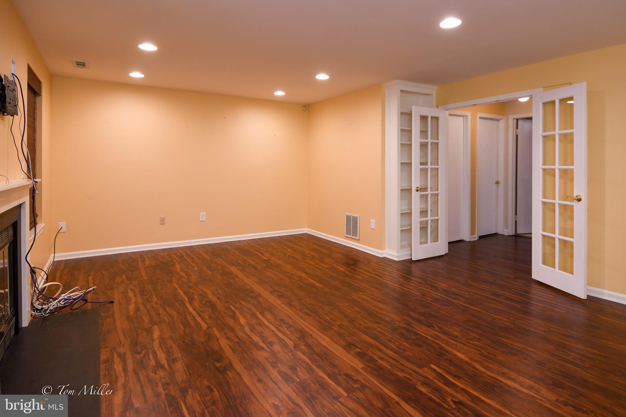 PADONIA COMPLEX - Residential