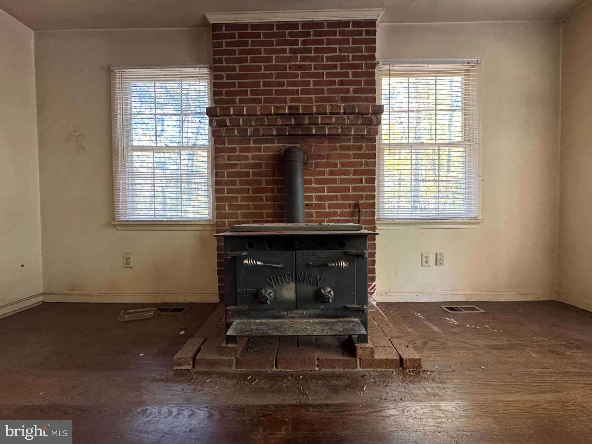 COLT HILLS - Residential