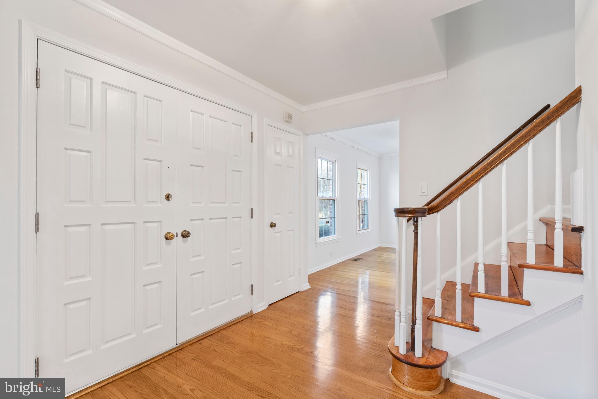 VIENNA OAKS - Residential