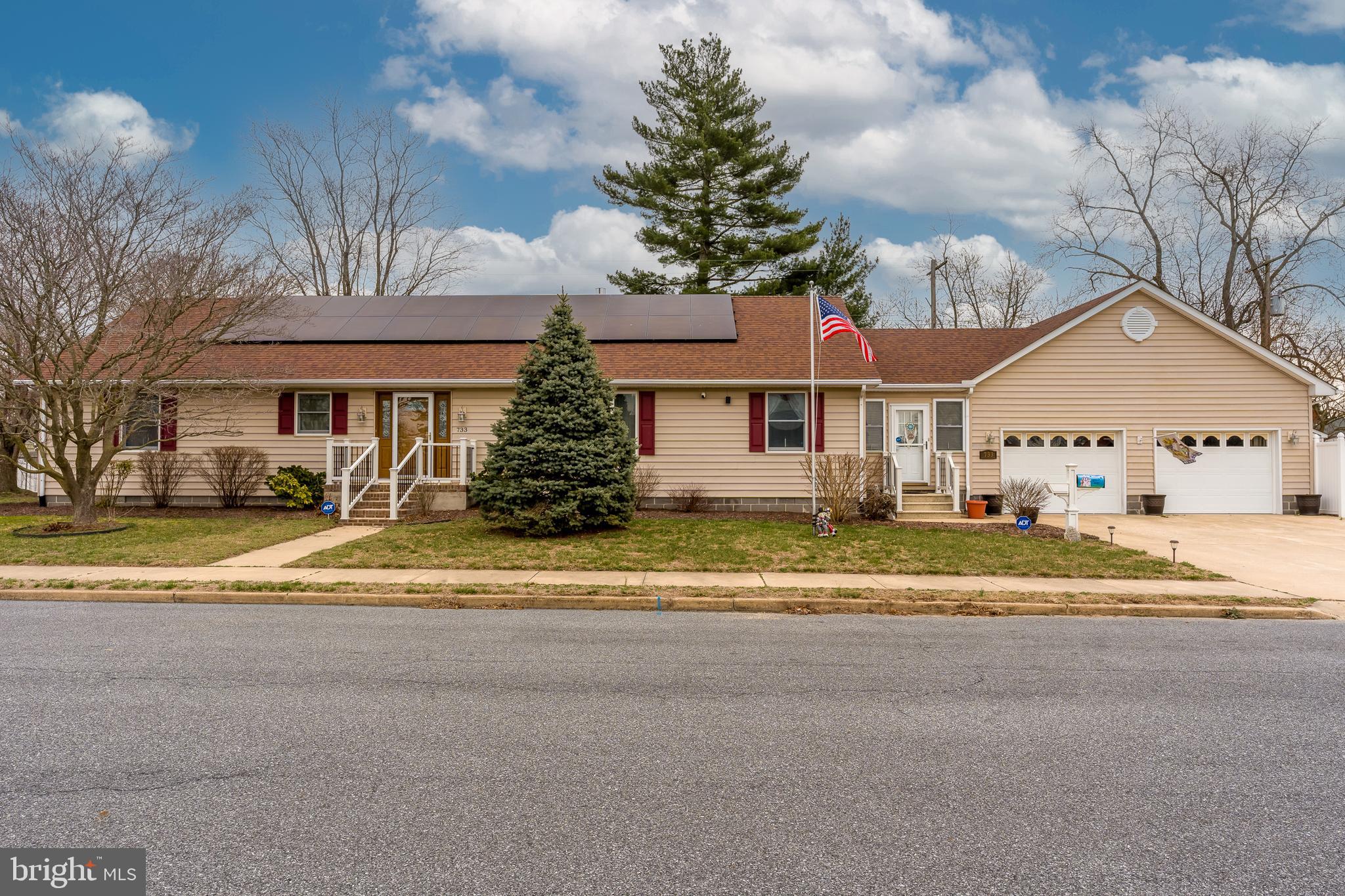 HUDSON ESTATES - Residential